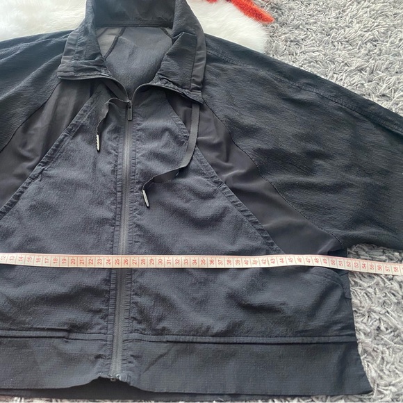 Lululemon Get Going Jacket - Picture 7 of 7